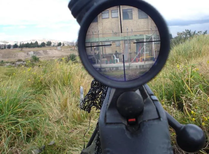 Mira Telescopica Leupold 10x Vista desde 500 Metros